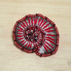 embroidery　アンモナイト　手刺繍　ammonite
